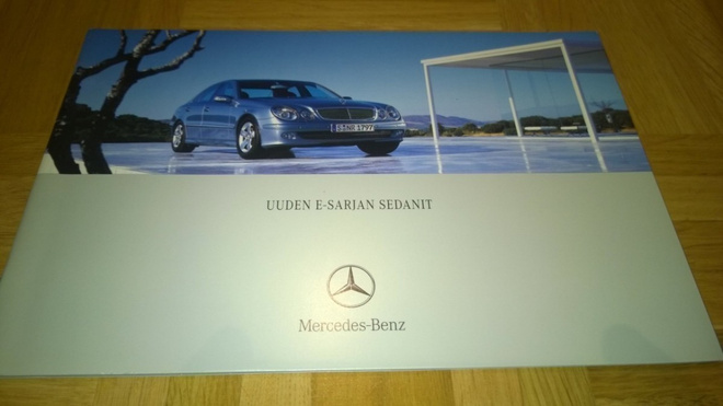 Esite Mercedes W211 E-luokka, 2002. Sis myös E 500