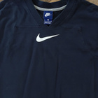 Nike paita pyöristetyllä helmalla koko S - pikkukuva 3