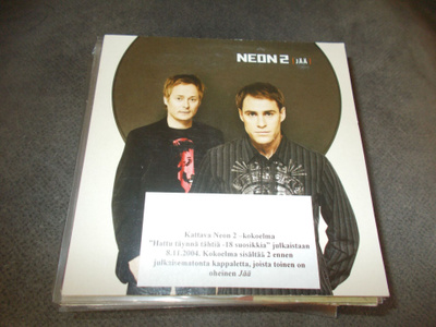 CDS NEON 2 ** JÄÄ **