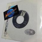 ELVIS PRESLEY - KISS ME QUICK / NIGHT RIDER VG+ 7'' SINGLE - pikkukuva 1