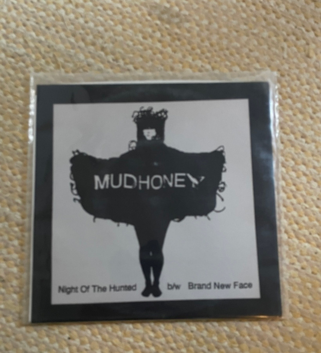 Mudhoney ?– Night Of The Hunted b/w Brand New Face  7"