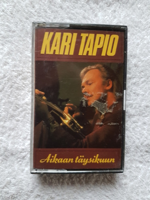 Kari Tapio – Aikaan Täysikuun C-KASETTI