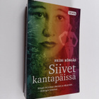 Heidi Köngäs : Siivet kantapäissä - pikkukuva 1