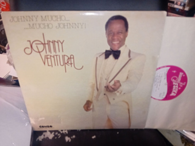 LP Johnny Ventura : Johnny Mucho ... Mucho Johnny