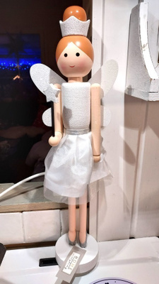 UUSI HOME and Styling KORKEA, PUINEN ENKELI-PRINSESSA