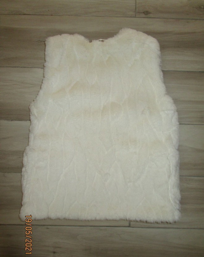 Zara liivi 8-9 vuotiaalle 130cm
