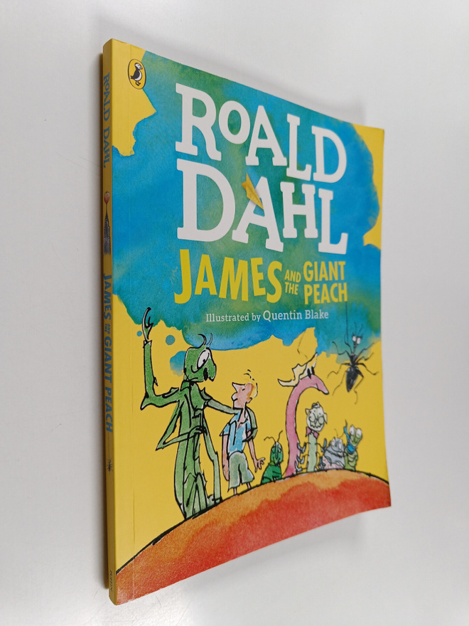 Roald Dahl : James and the giant peach