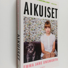 Emma Jane Unsworth : Aikuiset - pikkukuva 1