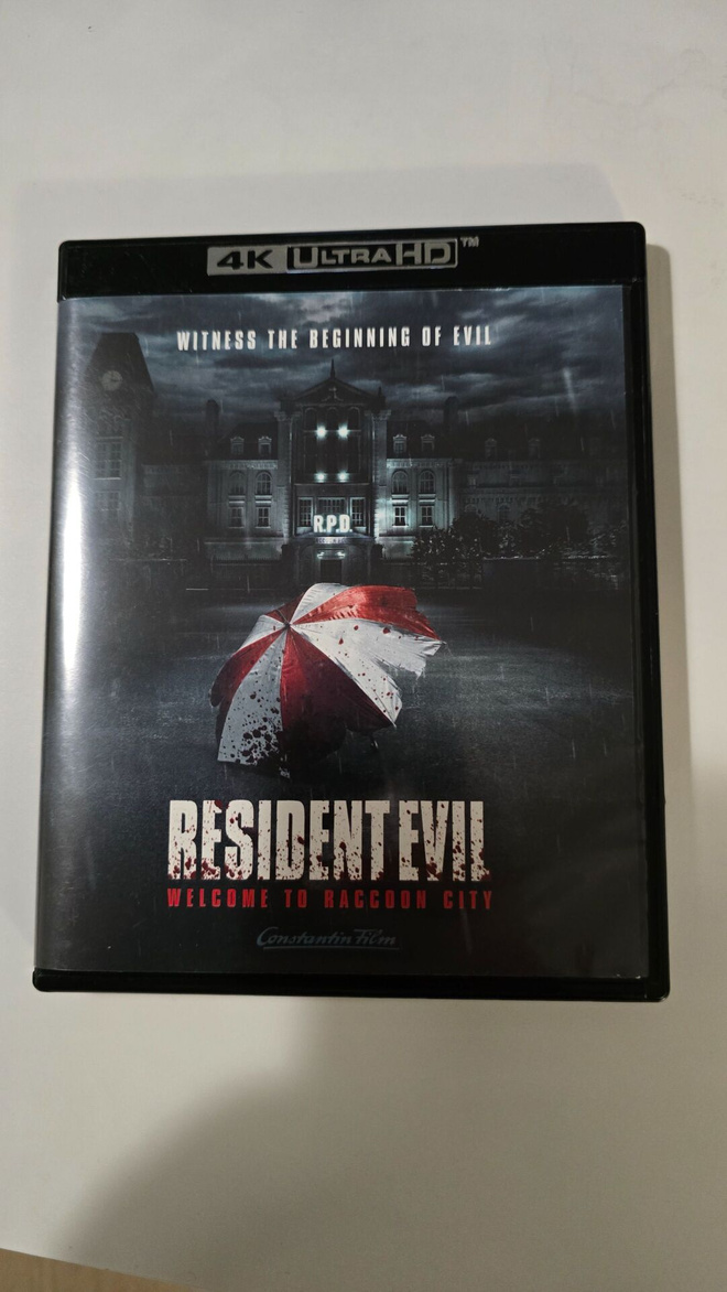 Resident evil :welcome to raccoon city.4k &blu-ray