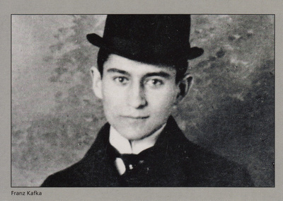 Kirjailija Franz Kafka silinterihattu päässä