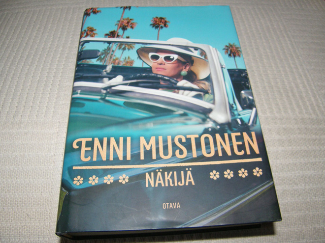 Enni Mustonen Näkijä -sid