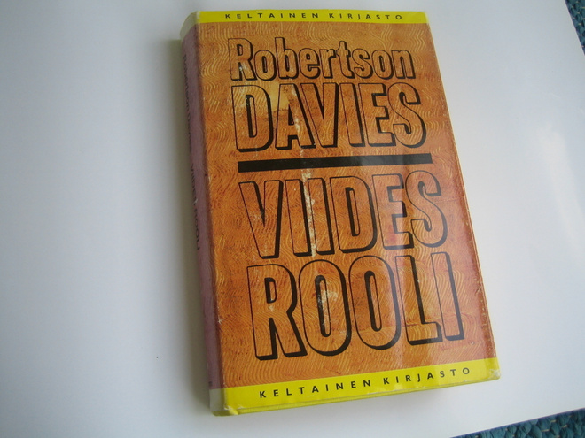 Robertson Davies - Viides  rooli (1984, 1.p.)