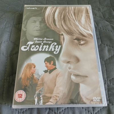 Twinky DVD **muoveissa**