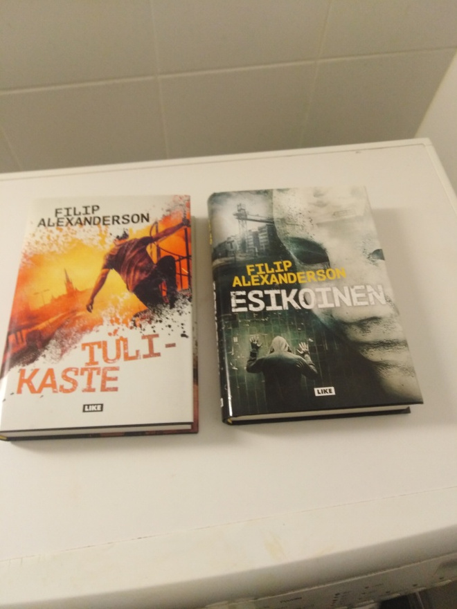 Filip Alxanderson: Esikoinen ja Tulikaste