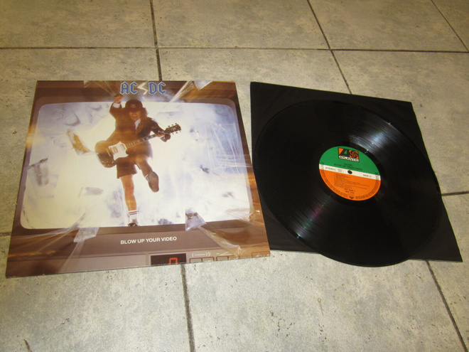 AC/DC – Blow Up Your Video ( tod, hyväk vinyyli )