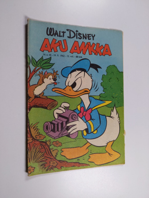 Walt Disney : Aku Ankka 38/1962