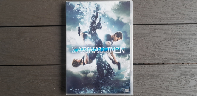 DVD: Outolintu-sarja: Kapinallinen (Kate Winslet, Theo James
