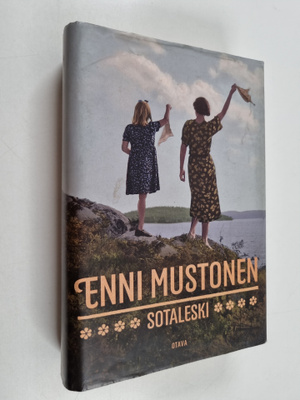 Enni Mustonen : Sotaleski