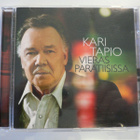 CD - KARI TAPIO : VIERAS PARATIISISSA -10 - pikkukuva 1