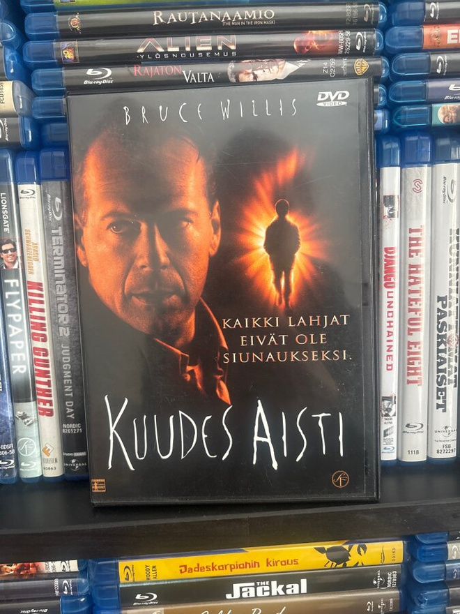 Kuudes aisti (1999) Bruce Willis