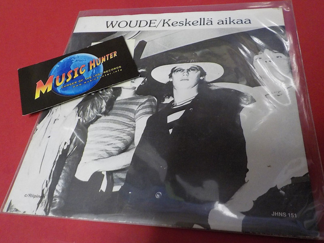 WOUDE - KESKELLÄ AIKAA EX+/EX+ 7'' SINGLE