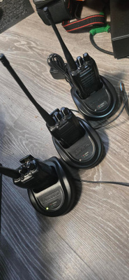 Wouxun kg-819 UHF-käsiradiopuhelin 4 W, 16 kanavaa