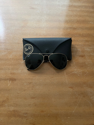Ray-Ban