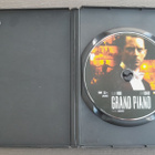 DVD: Grand Piano (Elijah Wood, John Cusack 2013) - pikkukuva 3