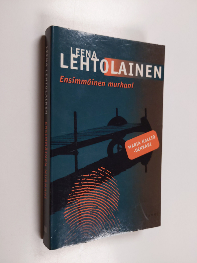 Leena Lehtolainen : Ensimmäinen murhani