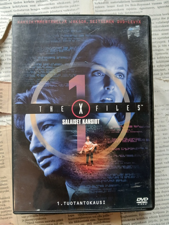 The X-Files / Salaiset kansiot: Kausi 1 (DVD)