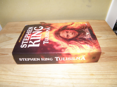 Stephen King Tulisilmä (nidottu)