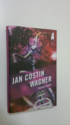 Jan Costin Wagner : Vaietut vuodet