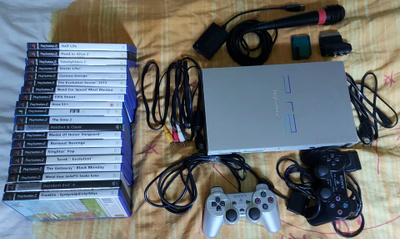 Sony Playstation 2 + 20 peliä