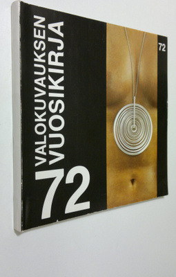 Kyösti (toim.) Salojärvi : Valokuvauksen vuosikirja 72