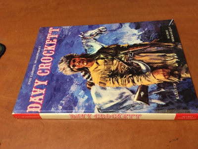 DAVY CROCKETT SUURET SEIKKAILIJAT HYVÄ