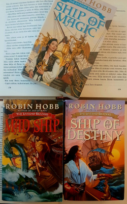 Robin Hobb - The Liveship Traders Trilogy (paperbacks)