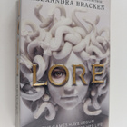 Alexandra Bracken : Lore - pikkukuva 1