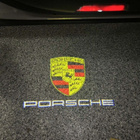 Porsche Cayenne/911/Taycan logolliset ovivalot — logo maah - pikkukuva 1