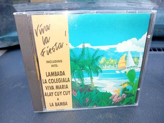 CD Son Caribe : Viva La Fiesta ( SIS POSTIKULU  )
