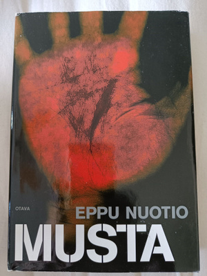 Eppu Nuotio Musta
