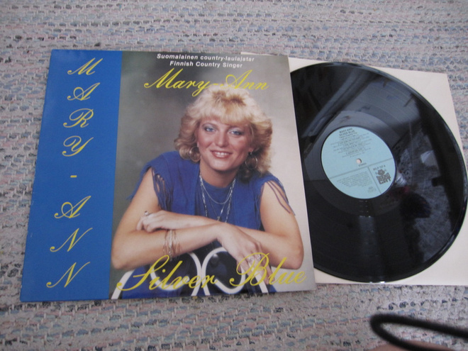 Mary-Ann - Silver Blue ( hyväkuntoinen LP