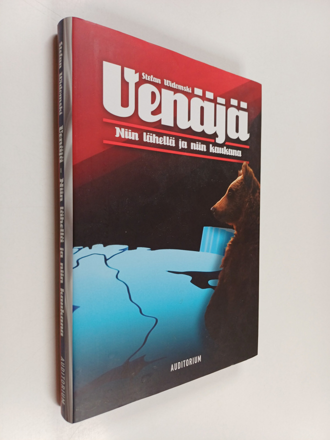 Stefan Widomski : Venäjä : niin lähellä ja niin kaukana