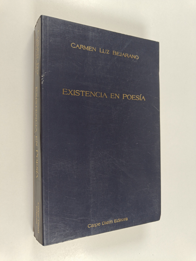 Carmen Luz Bejarano : Existencia en poesia