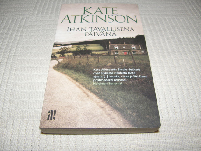 Kate Atkinson Ihan tavallisena päivänä  -pok