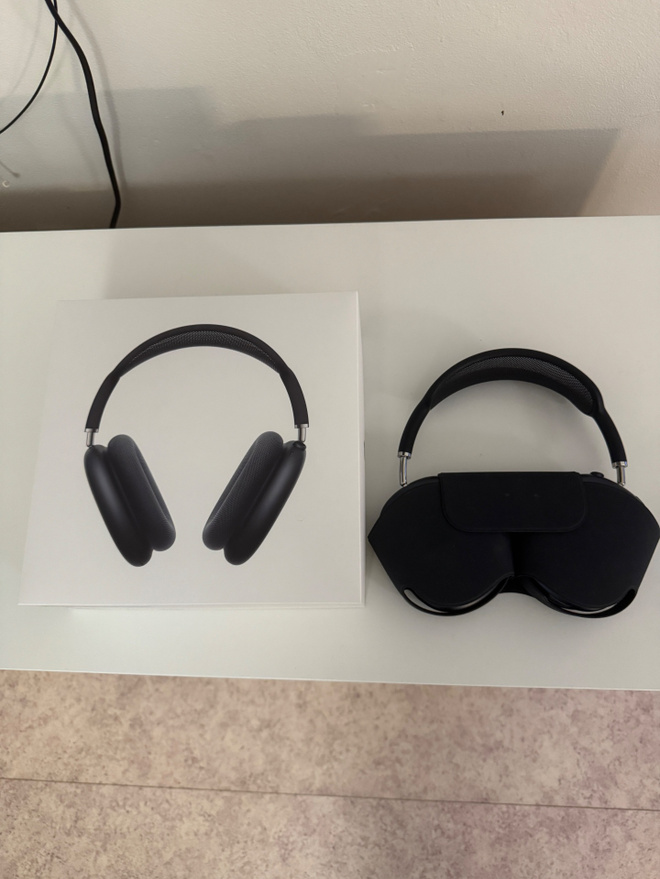 AirPods Max