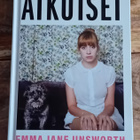 Emma Jane Unsworth - Aikuiset - pikkukuva 1