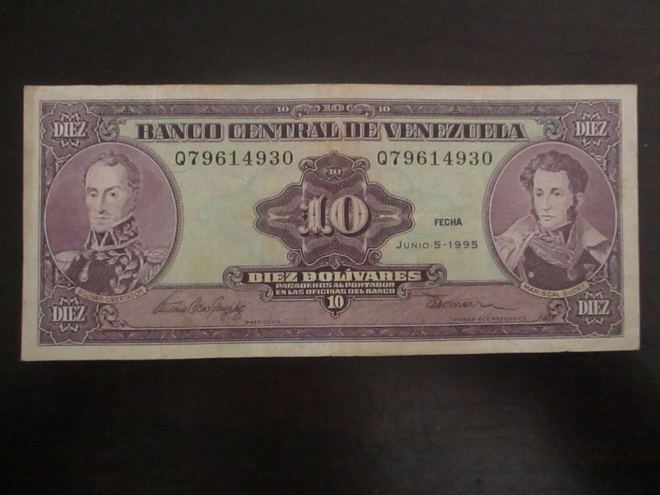 VENEZUELA 10 BOLIVARES 1995 (K12-89)