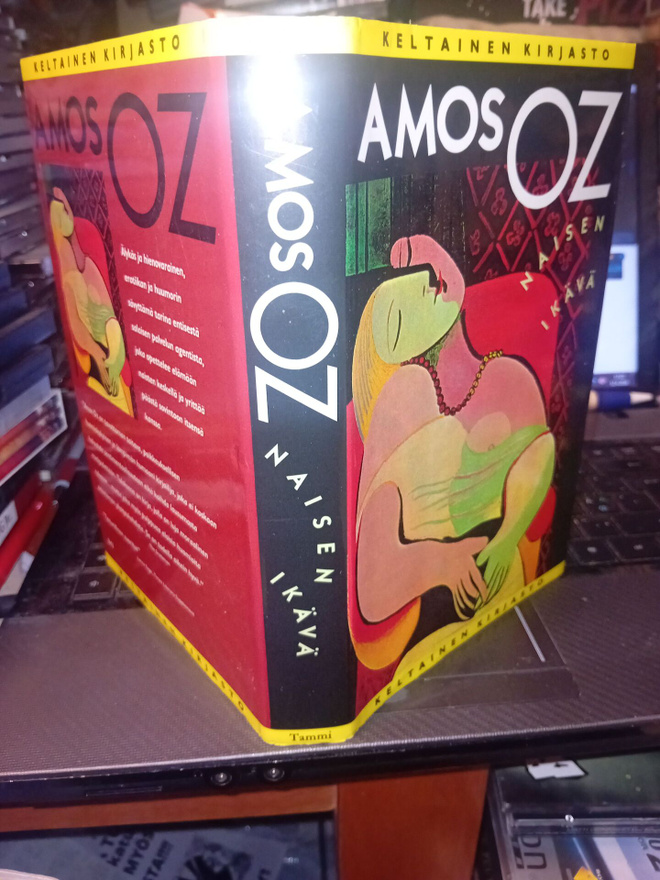 Amos Oz : Naisen ikävä ( SIS POSTIKULU )