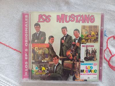 CD LOS MUSTANGS