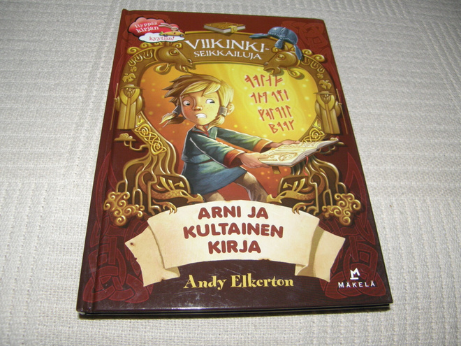Andy Elkerton Arni ja kultainen kirja